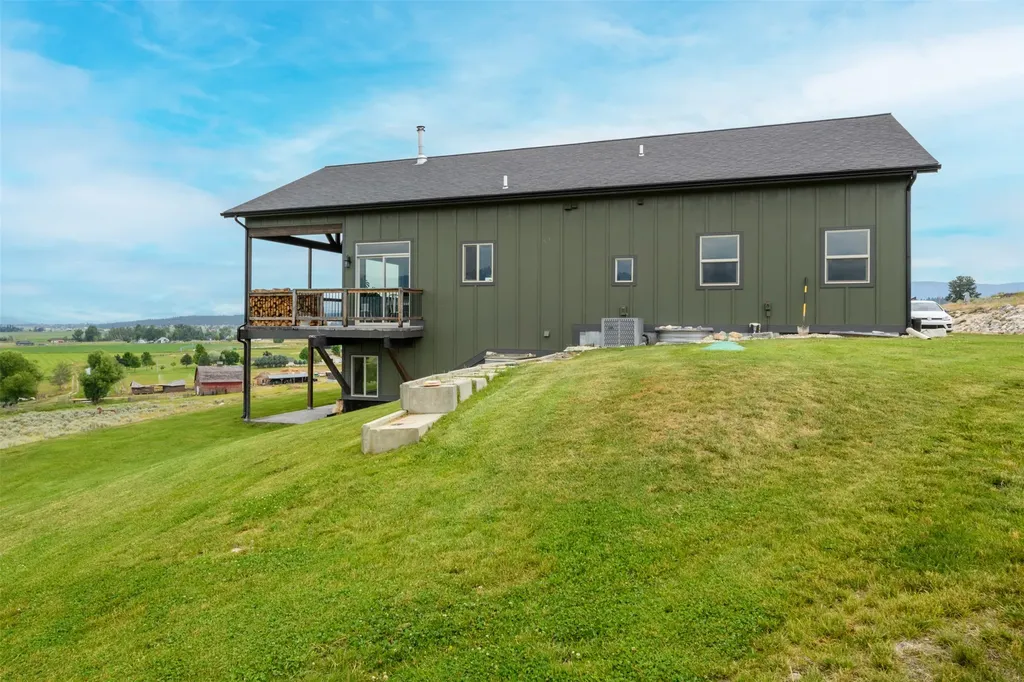 2261 Kelsey Lane Stevensville MT 59870