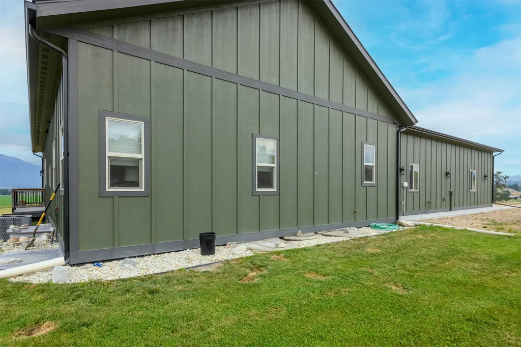 2261 Kelsey Lane Stevensville MT 59870