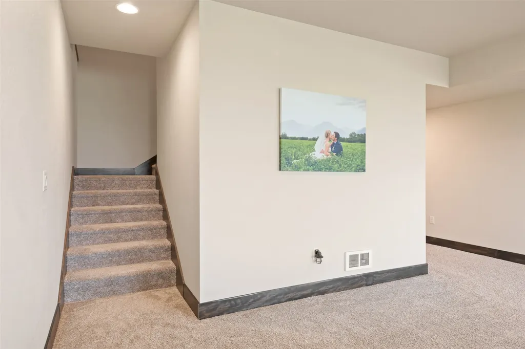 2261 Kelsey Lane Stevensville MT 59870