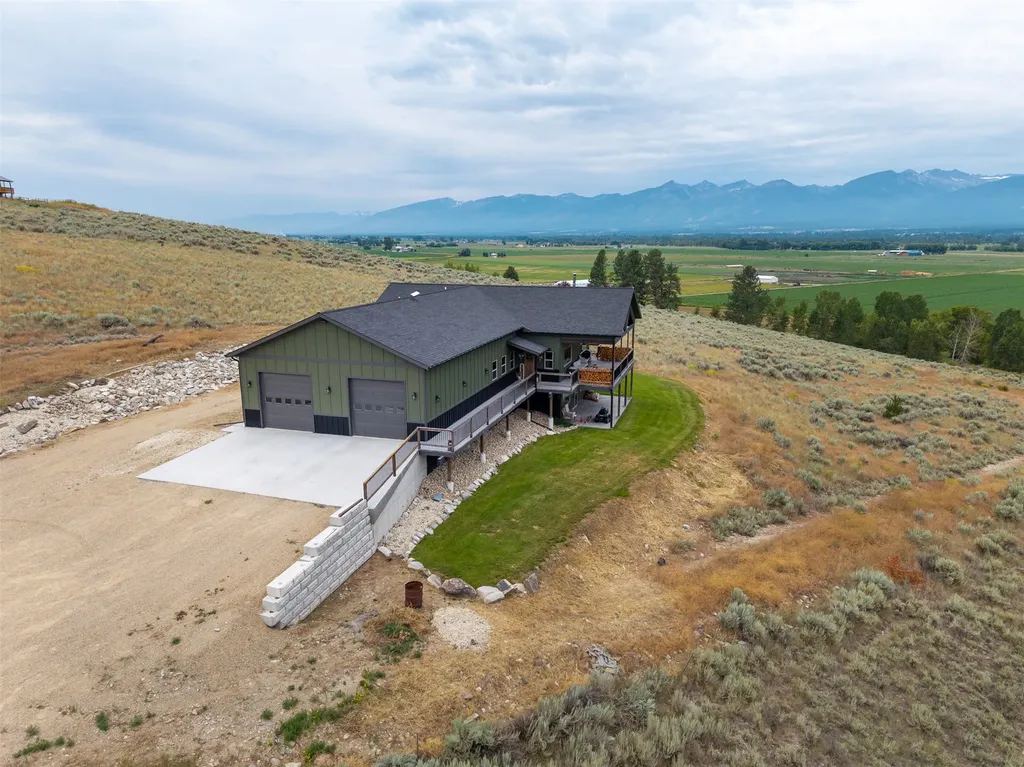 2261 Kelsey Lane Stevensville MT 59870