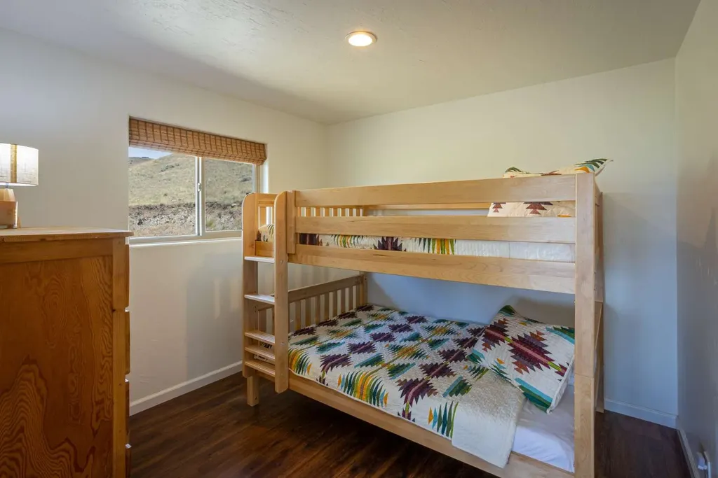 19 Aquila Lane Emigrant MT 59027