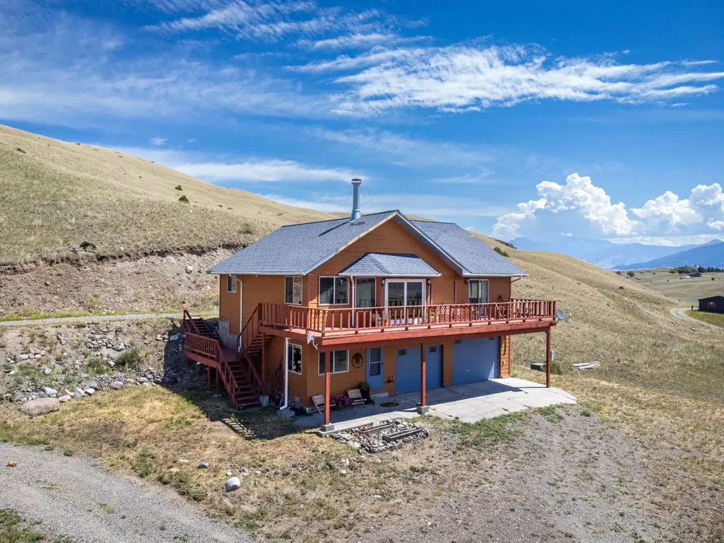19 Aquila Lane Emigrant MT 59027