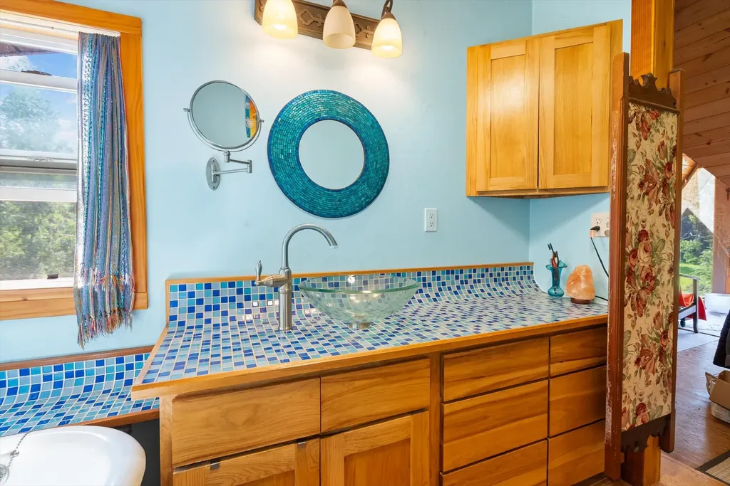 205 Bales Creek Trail Kila MT 59920
