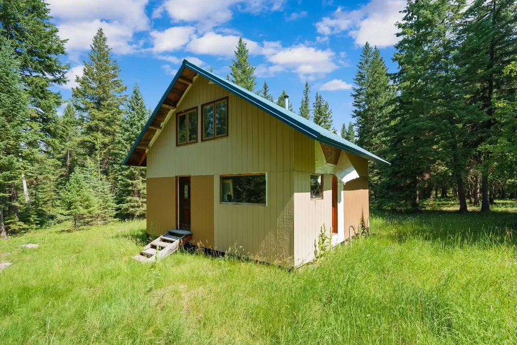 205 Bales Creek Trail Kila MT 59920