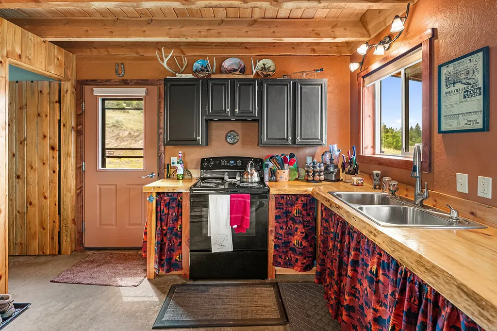 90 Battle Drive Townsend MT 59644