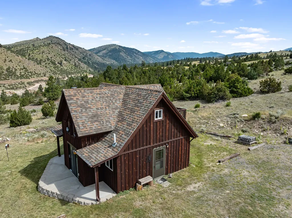 90 Battle Drive Townsend MT 59644
