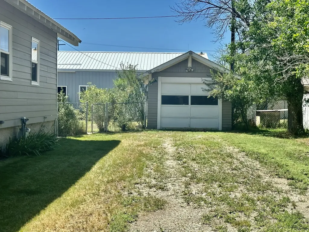 114 F Avenue NW Harlowton MT 59036