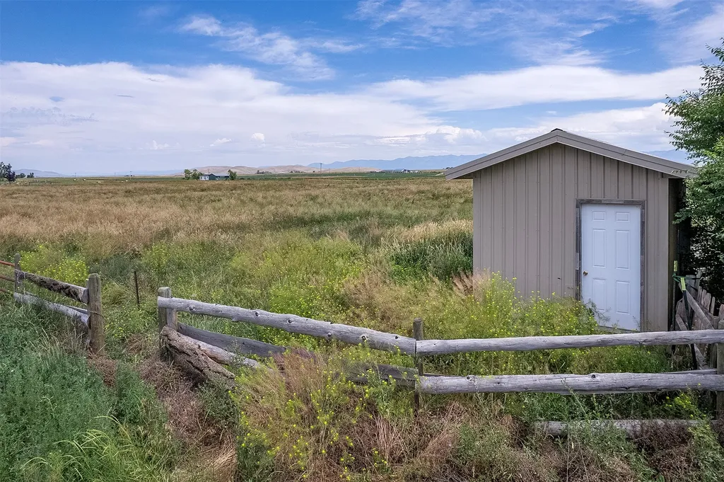 46123 Peschels Lane Ronan MT 59864