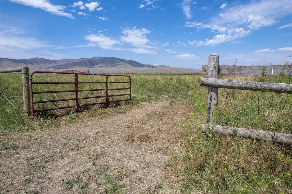46123 Peschels Lane Ronan MT 59864