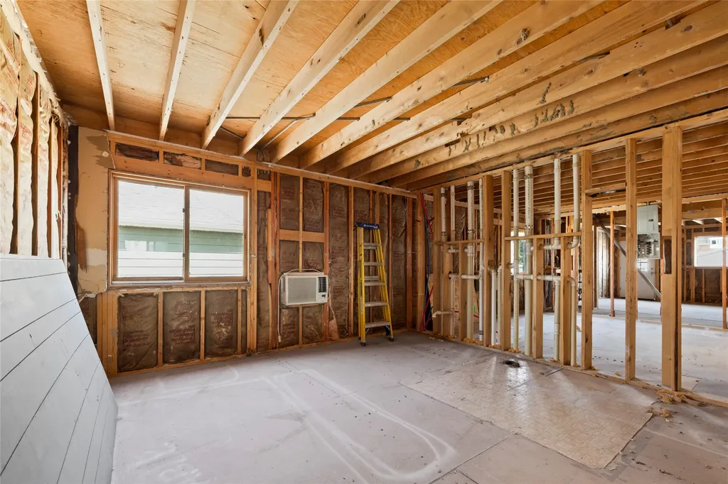 537 2nd Street Havre MT 59501