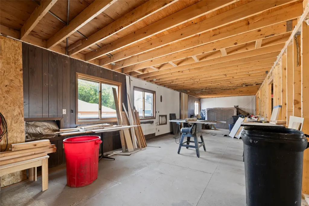 537 2nd Street Havre MT 59501