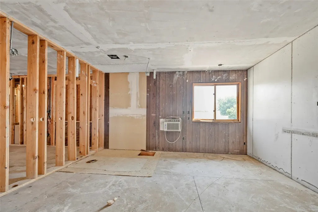 537 2nd Street Havre MT 59501