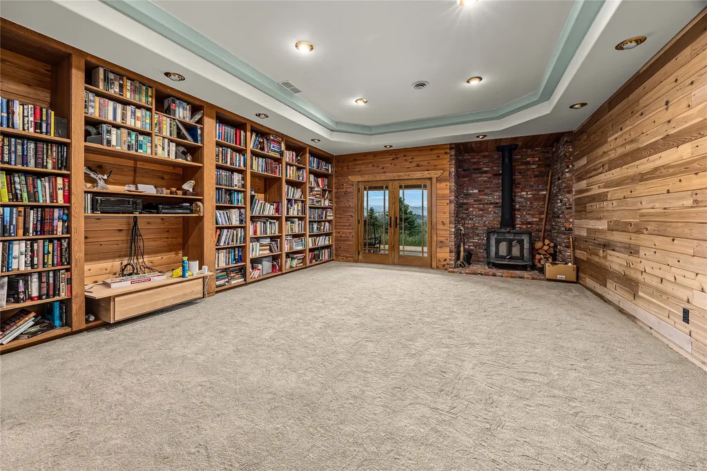 80 Browns Gulch Road Clancy MT 59634