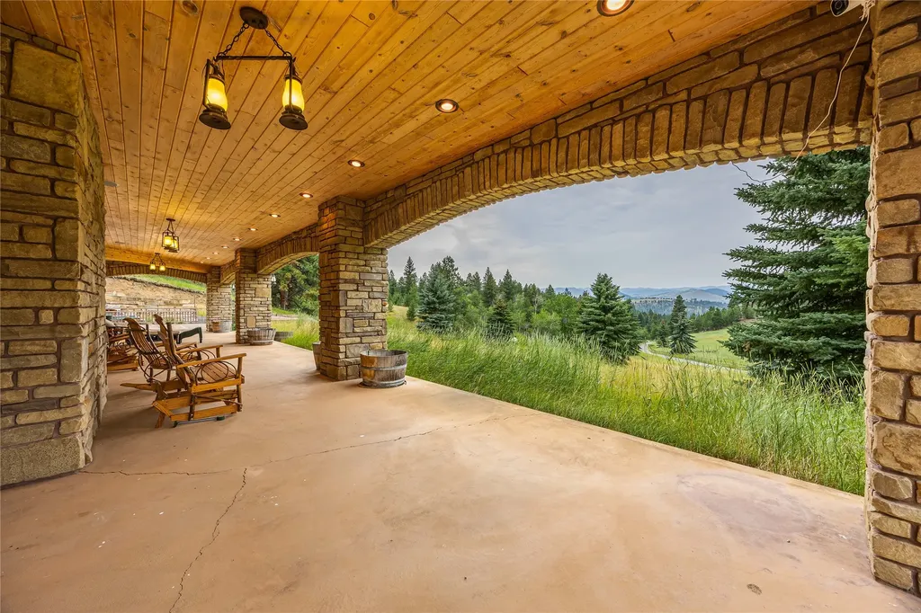 80 Browns Gulch Road Clancy MT 59634