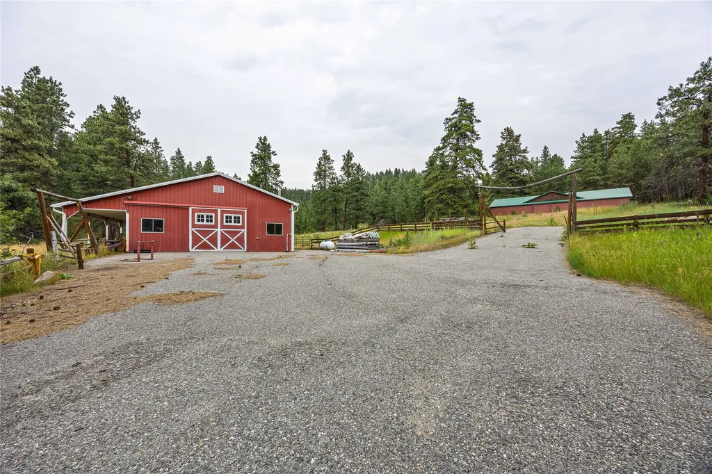 80 Browns Gulch Road Clancy MT 59634
