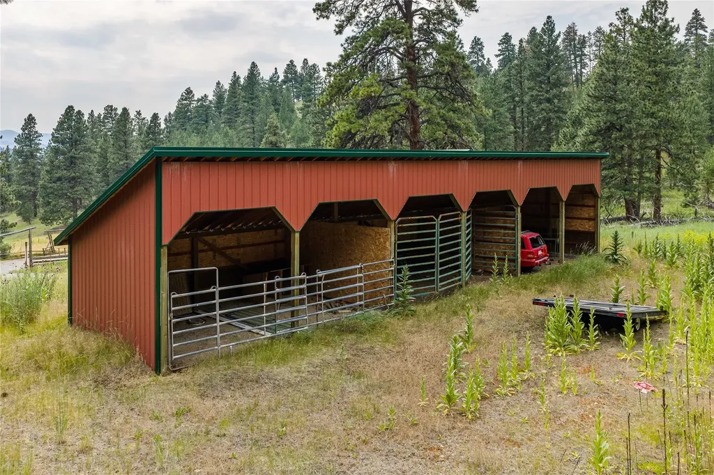 80 Browns Gulch Road Clancy MT 59634