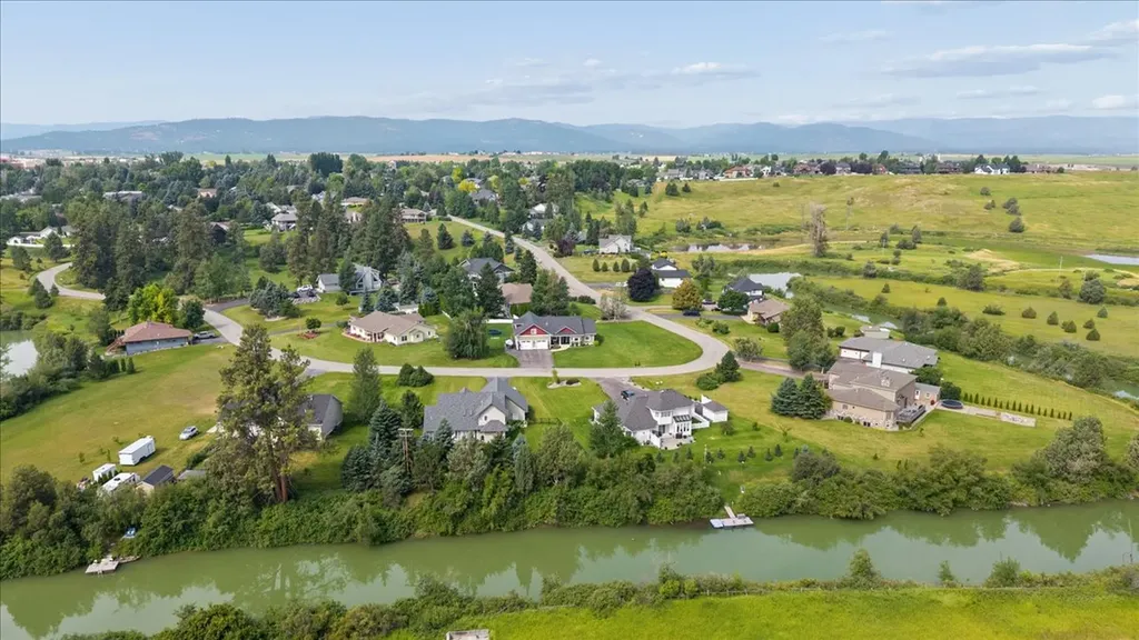 333 Stillwater Loop Kalispell MT 59901