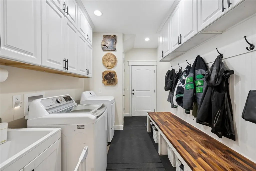 333 Stillwater Loop Kalispell MT 59901