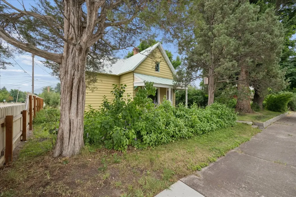 105 1st Avenue W Columbia Falls MT 59912