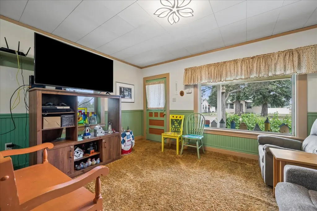 105 1st Avenue W Columbia Falls MT 59912