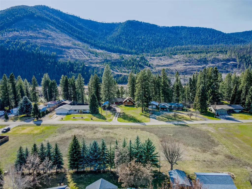 Nhn Yellowtail Road Libby MT 59923