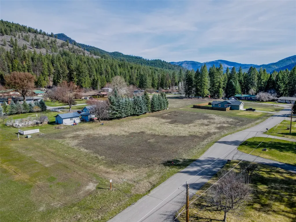 Nhn Yellowtail Road Libby MT 59923