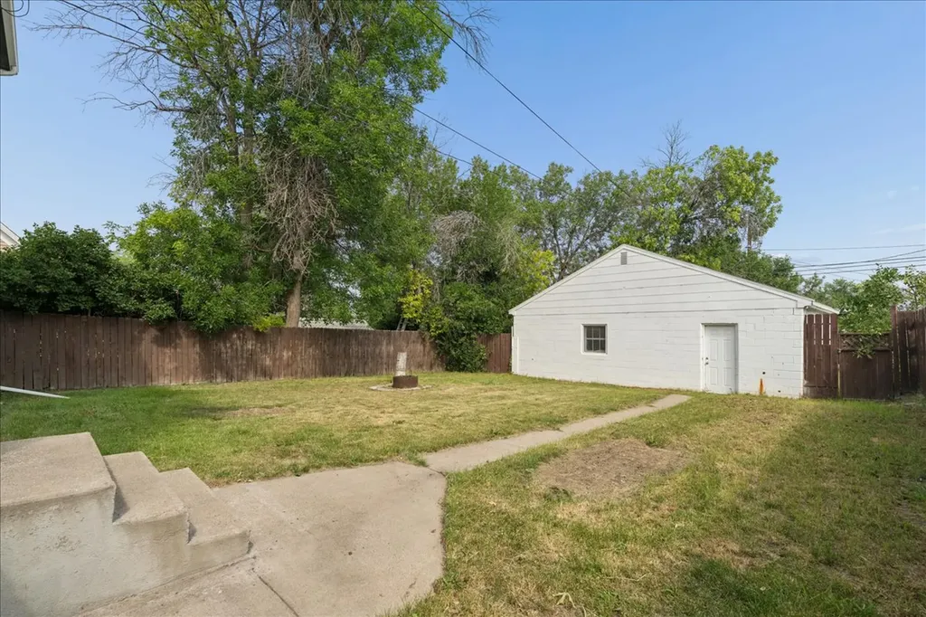 1219 9th Avenue S Great Falls MT 59405