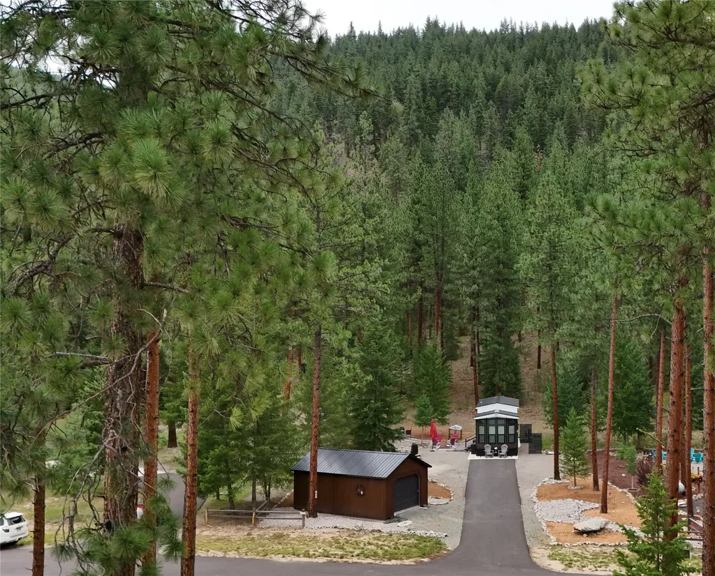 570 Shyrock Loop Drive Superior MT 59872