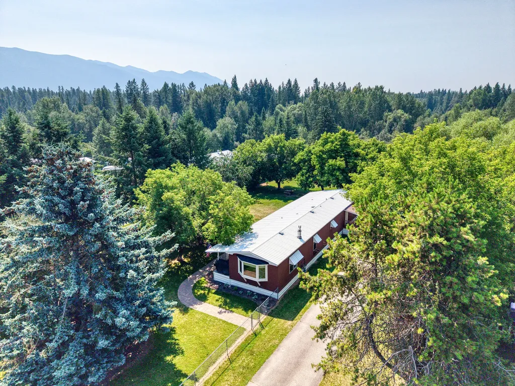 282 Dawn Drive Columbia Falls MT 59912