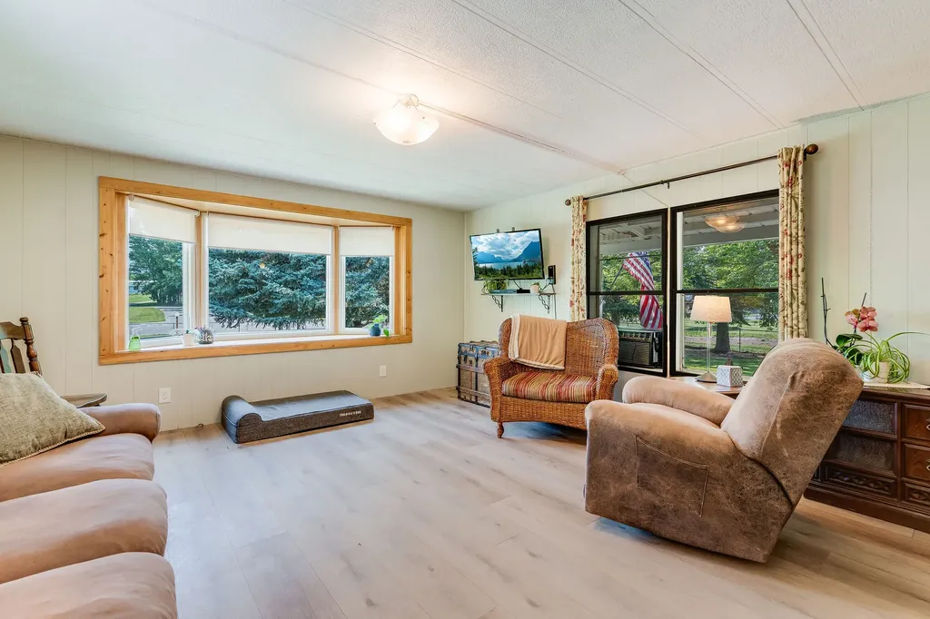 282 Dawn Drive Columbia Falls MT 59912