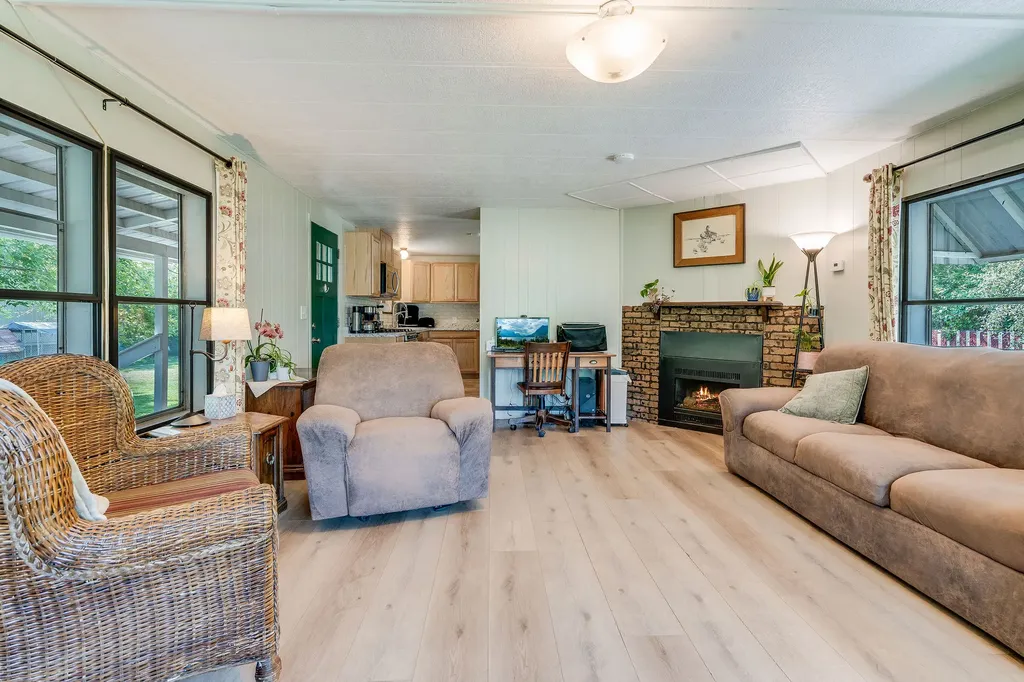 282 Dawn Drive Columbia Falls MT 59912