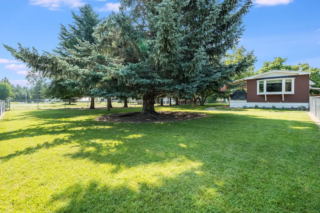 282 Dawn Drive Columbia Falls MT 59912