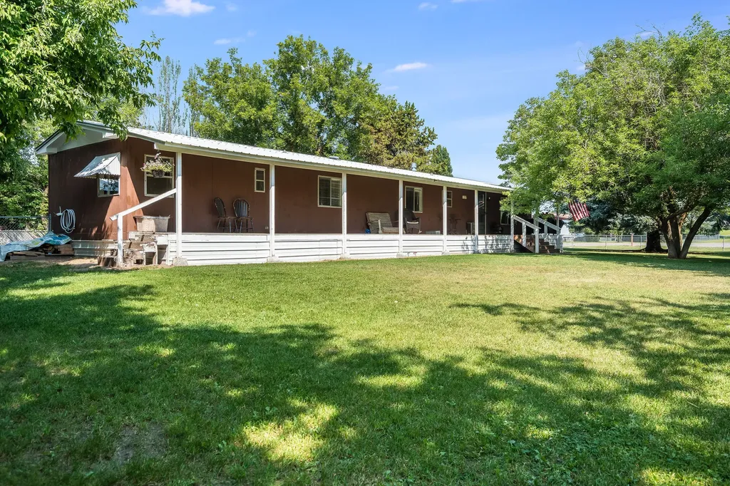 282 Dawn Drive Columbia Falls MT 59912
