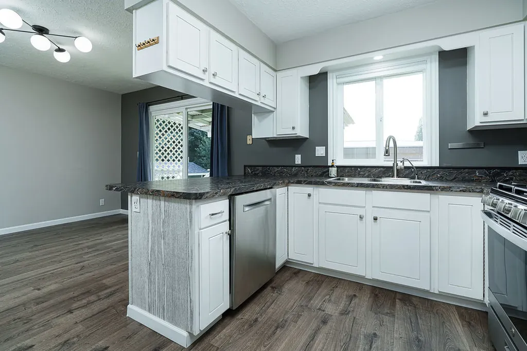 334 Hilltop Avenue Kalispell MT 59901