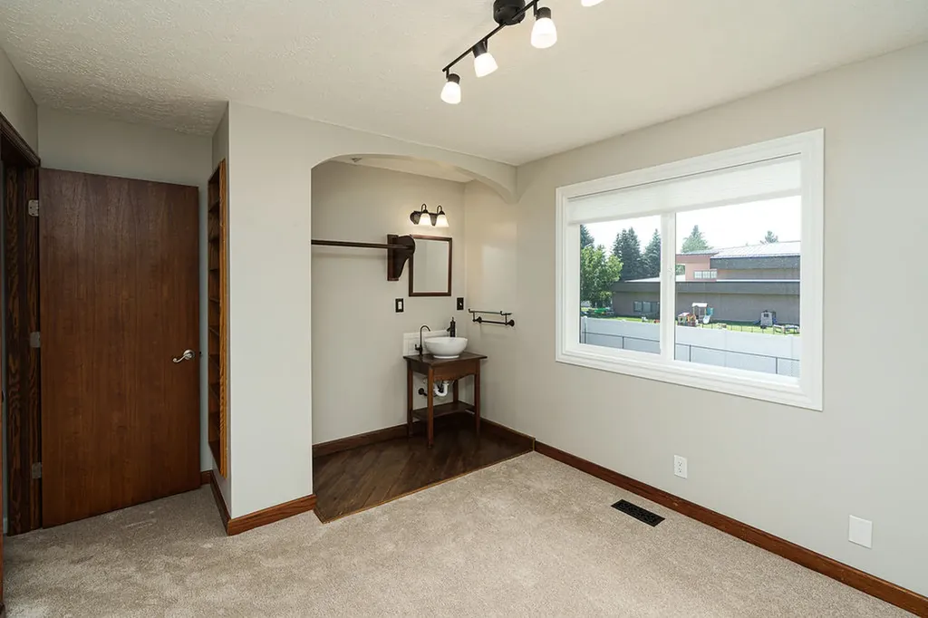 334 Hilltop Avenue Kalispell MT 59901
