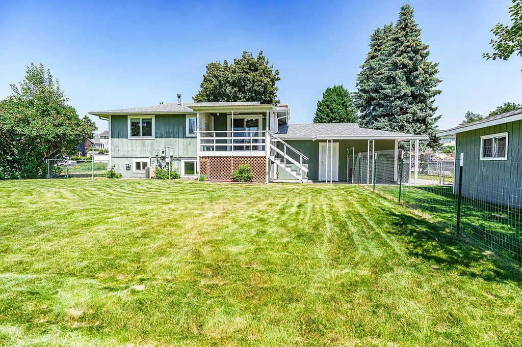 334 Hilltop Avenue Kalispell MT 59901