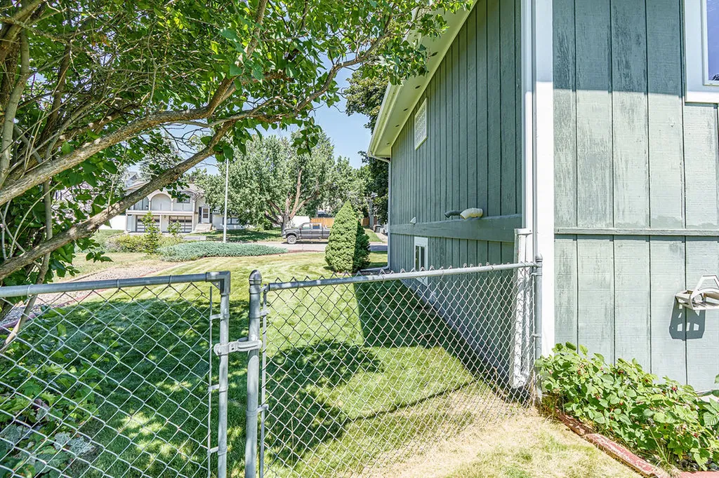 334 Hilltop Avenue Kalispell MT 59901