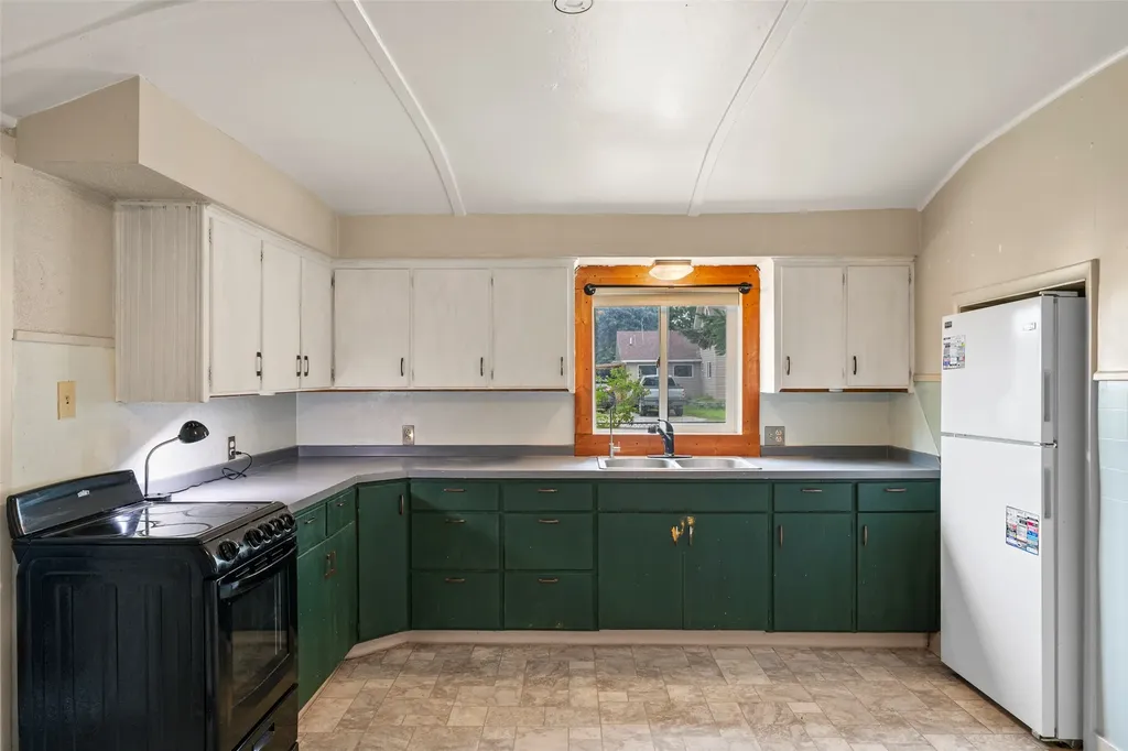 133 S Oak Street Townsend MT 59644
