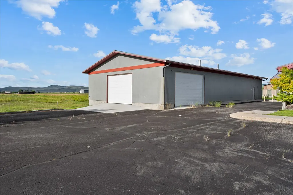 1003 Buckskin Drive Deer Lodge MT 59722