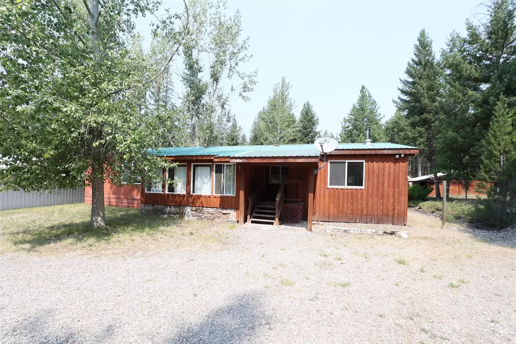 40 Old Cedar Creek Road Plains MT 59859