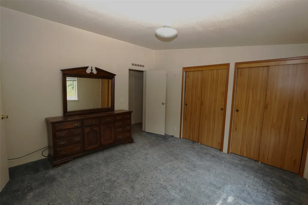40 Old Cedar Creek Road Plains MT 59859
