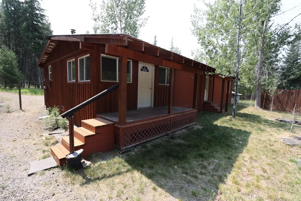 40 Old Cedar Creek Road Plains MT 59859