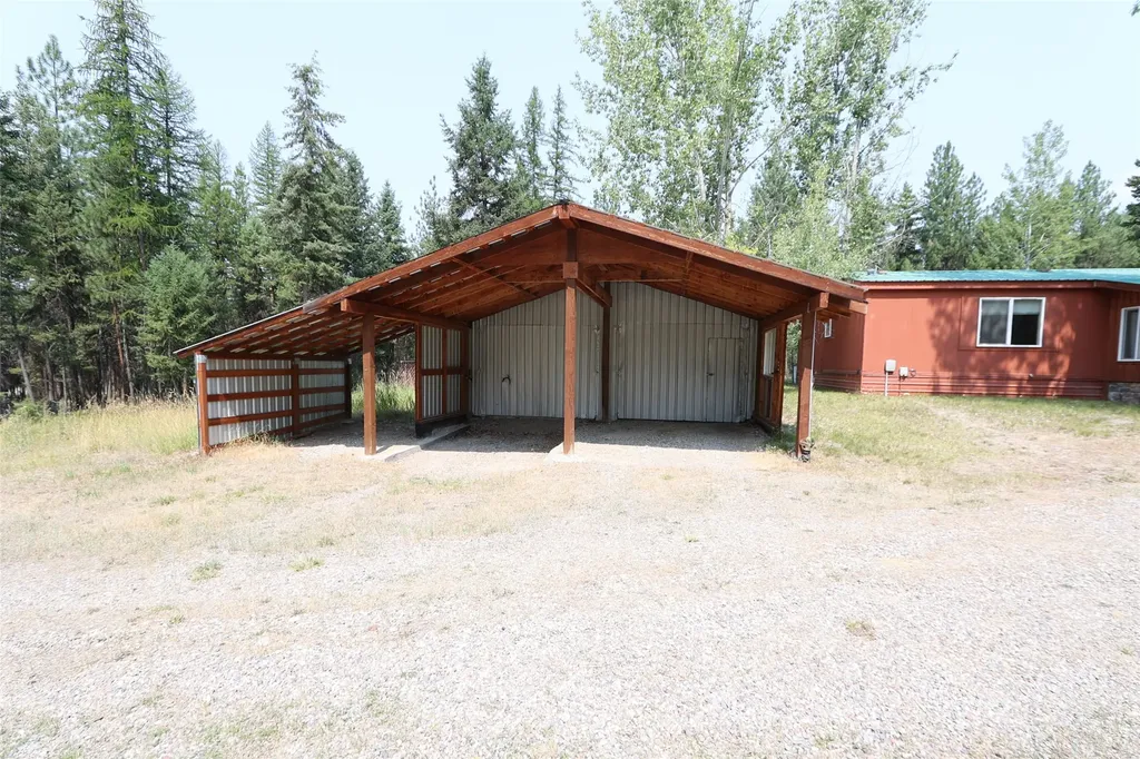 40 Old Cedar Creek Road Plains MT 59859