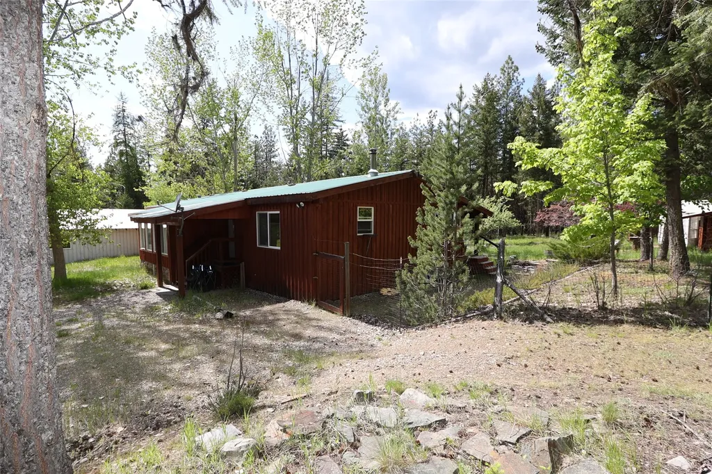 40 Old Cedar Creek Road Plains MT 59859