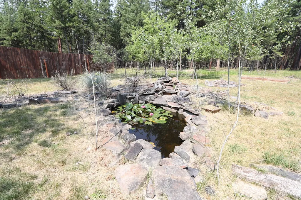 40 Old Cedar Creek Road Plains MT 59859