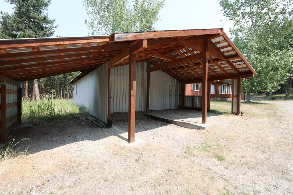40 Old Cedar Creek Road Plains MT 59859