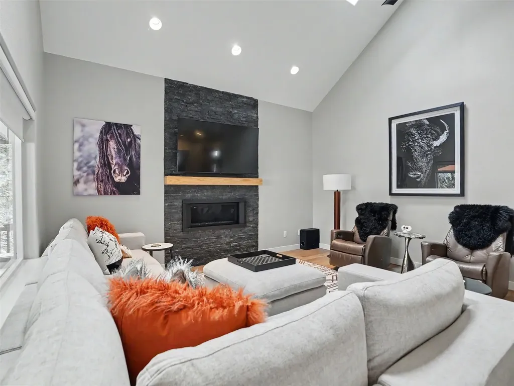 256 Eagle Bend Drive Bigfork MT 59911