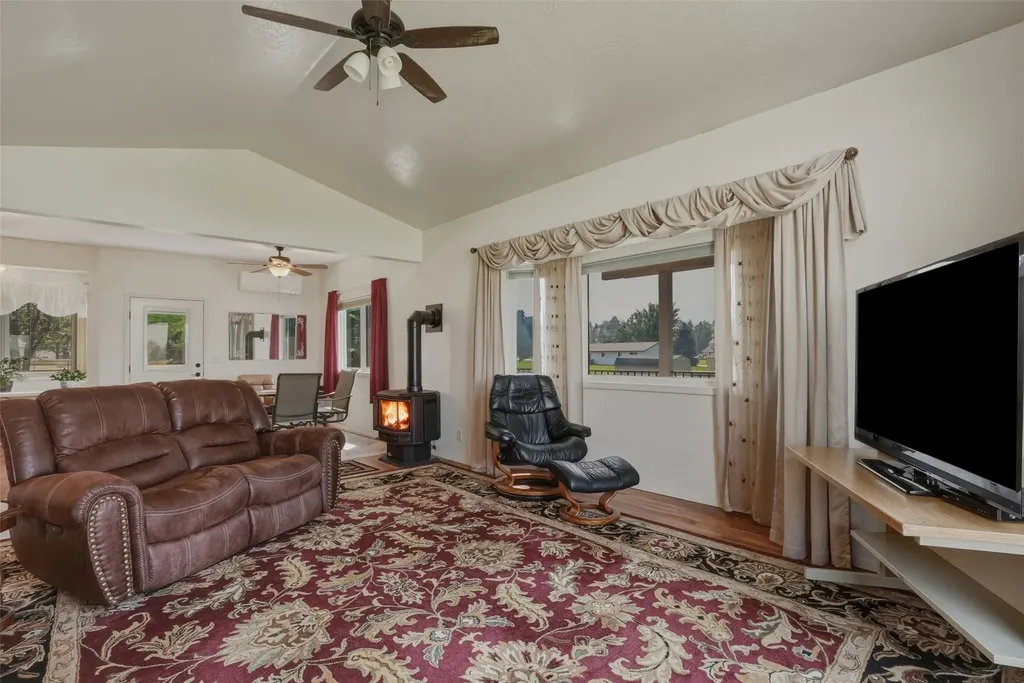 511 Skalkaho Highway Hamilton MT 59840