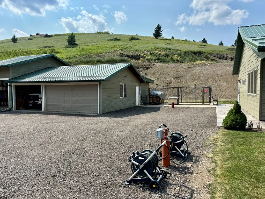 28 Belt Park Rd 28 Belt Park Road Monarch MT 59463