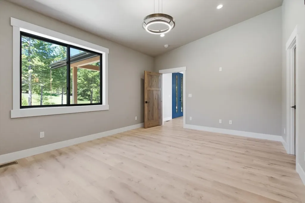 1004 Boon Road Somers MT 59932